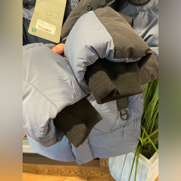 Canada Goose Osborne Parka Coat - Picture 5 of 9